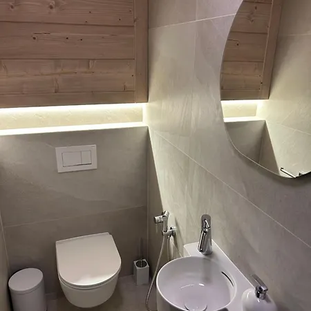 Dolina Aparthotel *