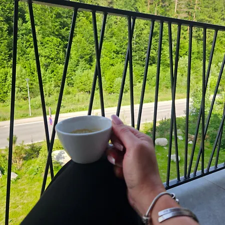Dolina Apartahotel *
